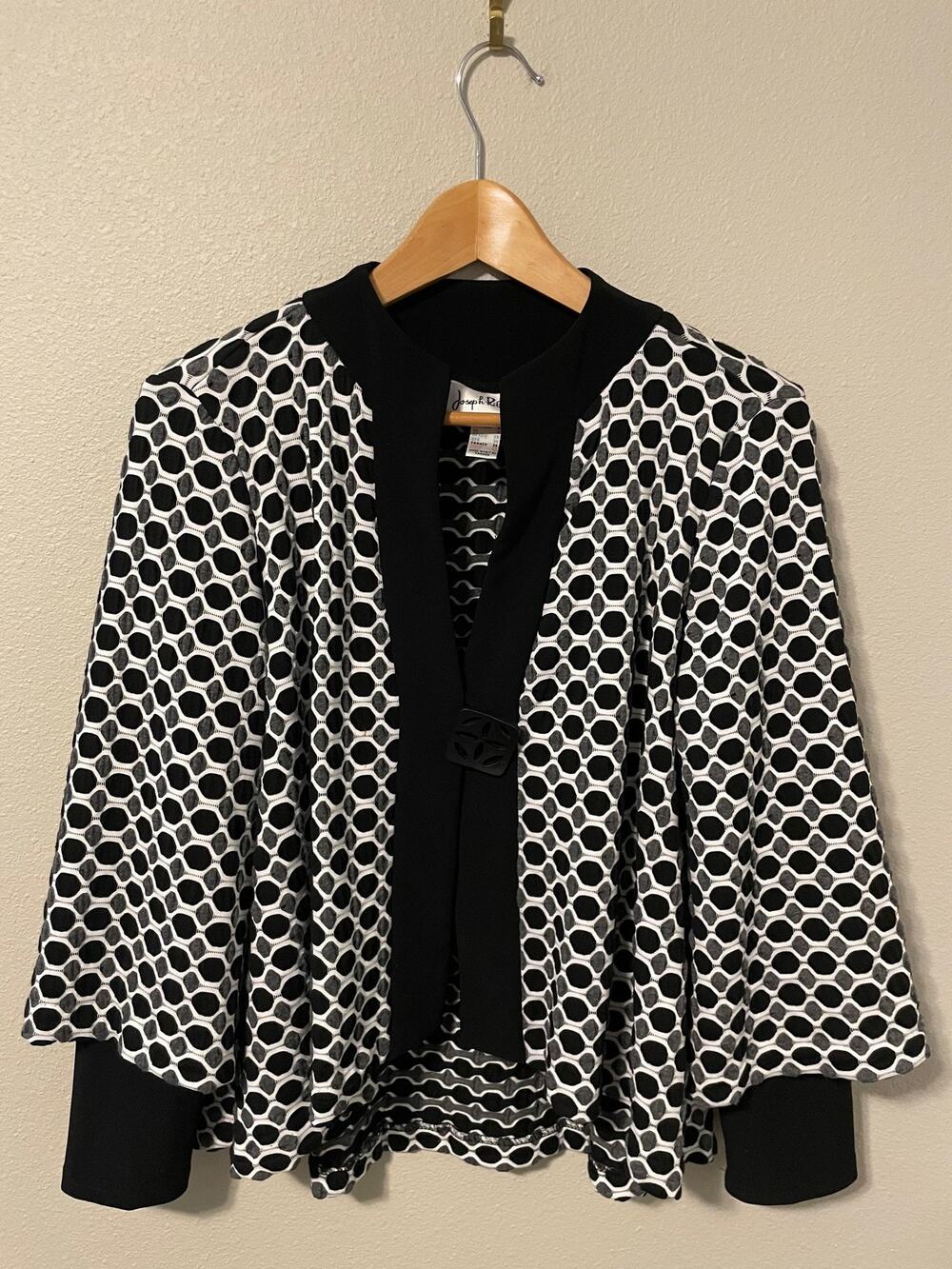 Joseph Ribkoff Jacket Womens 6 Black White Geometric Kimono Sleeve Knit Stretch